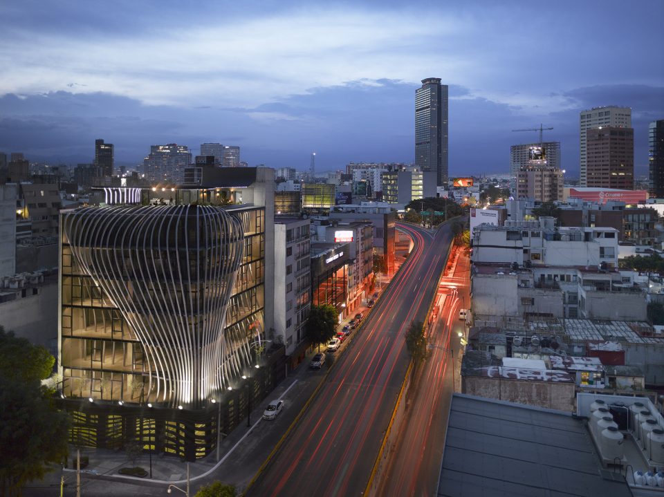 Threads by Belzberg Architects