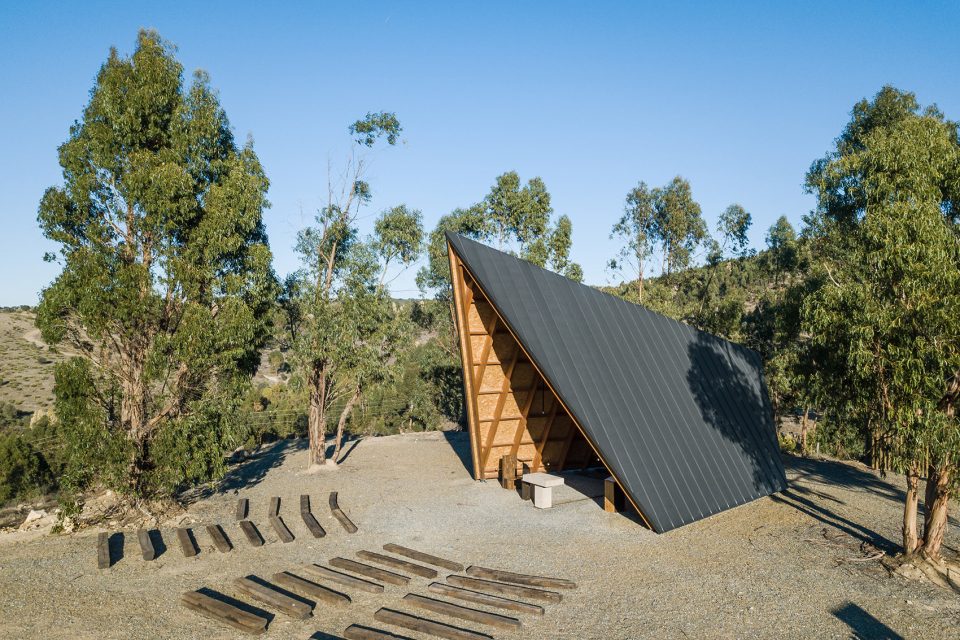 Chapel of NOSSA SENHORA DE FÁTIMA by Plano Humano Arquitectos