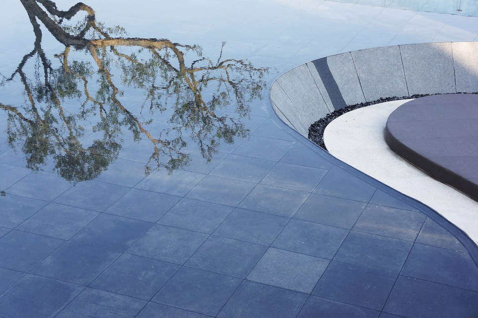 Sky Mirror Landscape of Chongqing Eling Residences by Change Studio