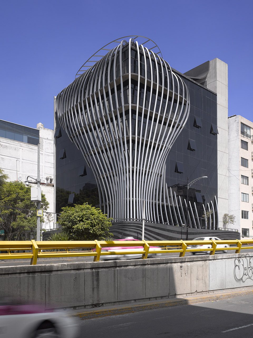 Threads by Belzberg Architects