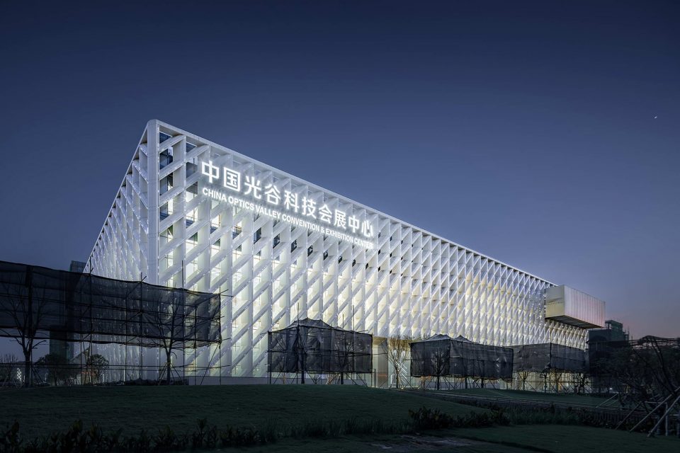 China Optics Valley Convention and Exhibition Center by WSP ARCHITECTS