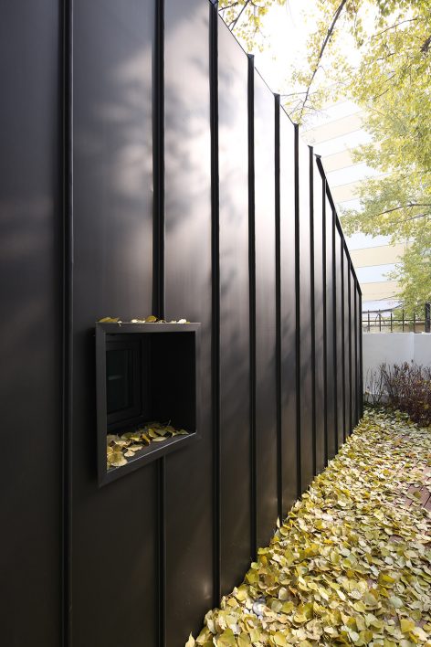 Home in High Latitude by hyperSity architects