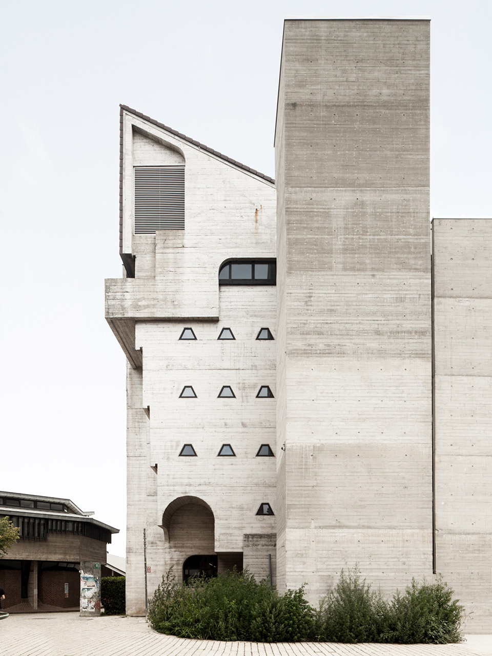 The University Museum of Louvain by André Jacqmain