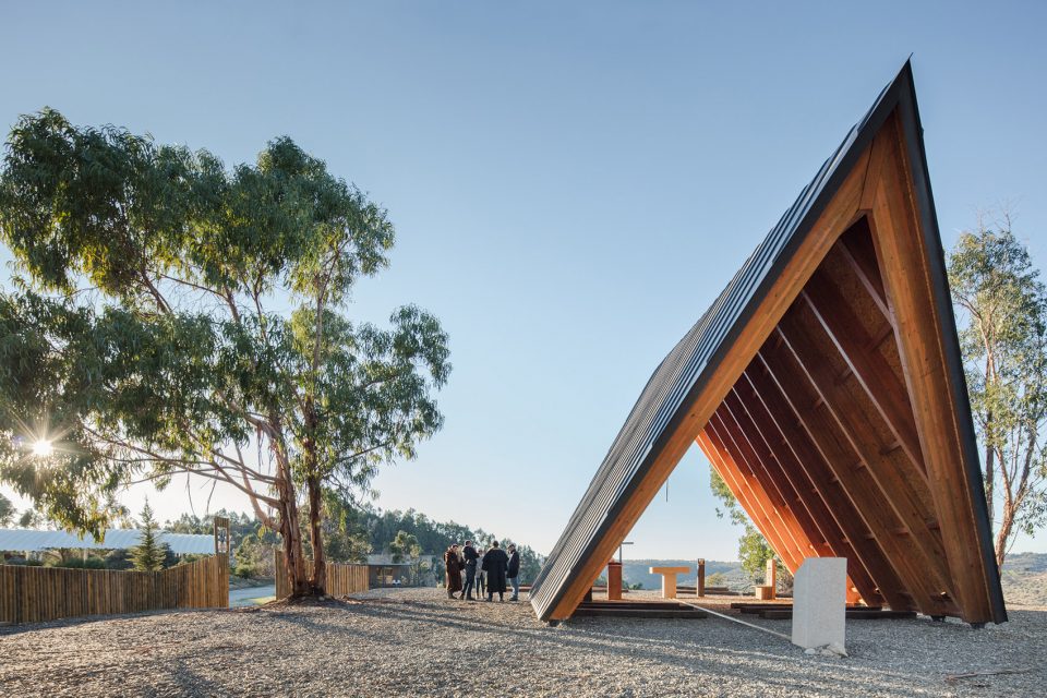 Chapel of NOSSA SENHORA DE FÁTIMA by Plano Humano Arquitectos