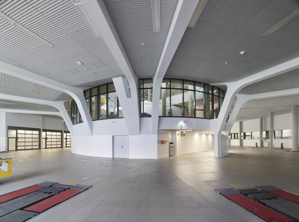 OEAMTC Headquarters by Pichler Traupmann Architekten