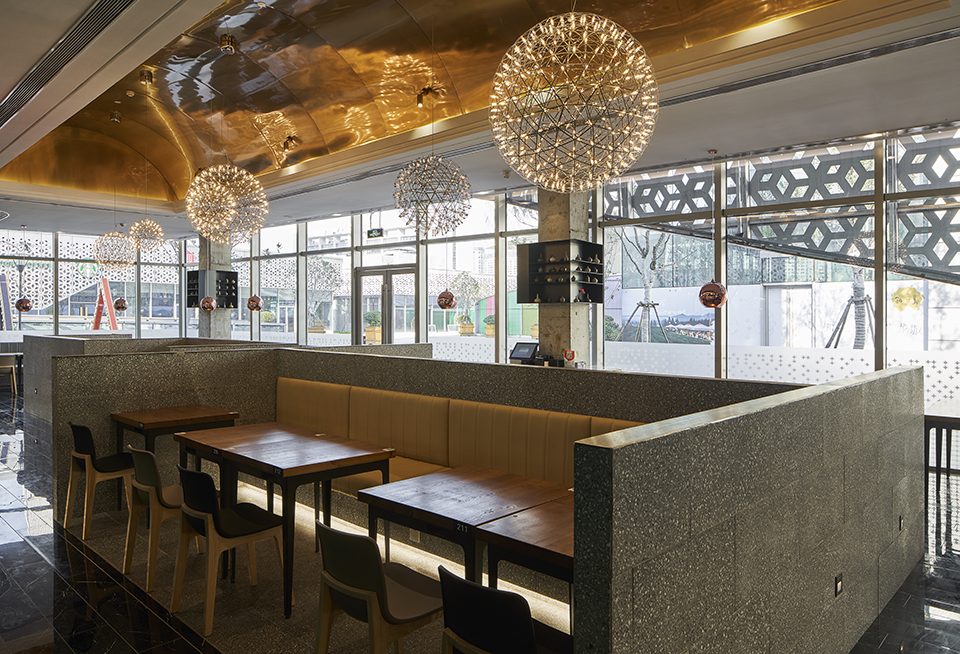 Zhanqian Restaurant China by ShangzhaiLiangyin Interior Design Co.Ltd