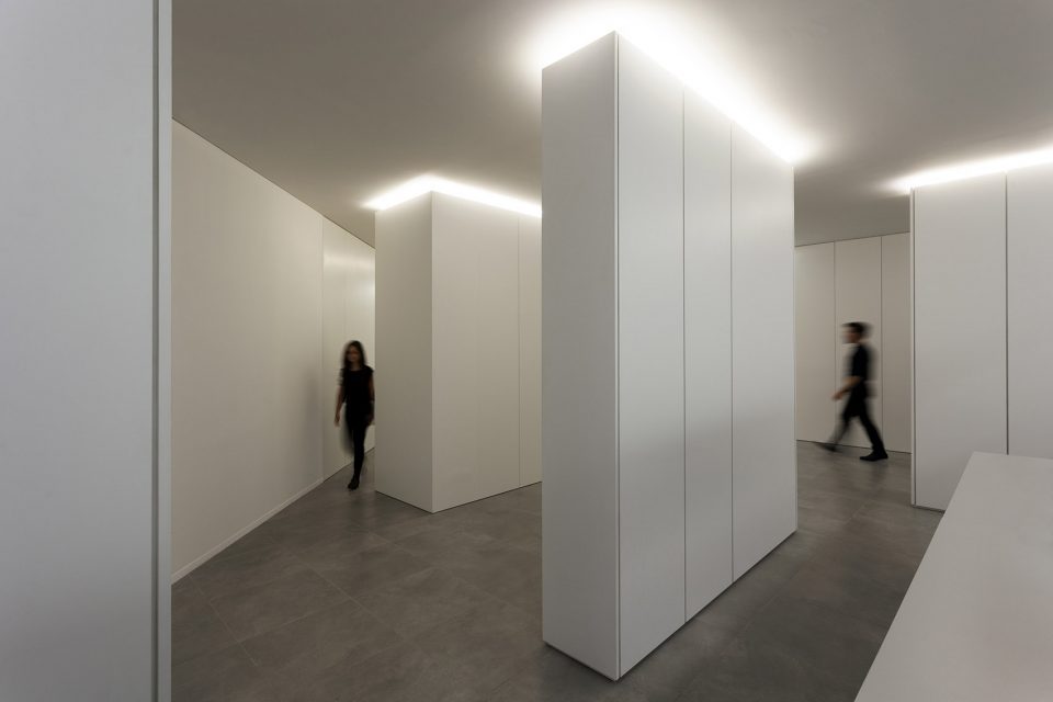 1905 Office Building by Fran Silvestre Arquitectos