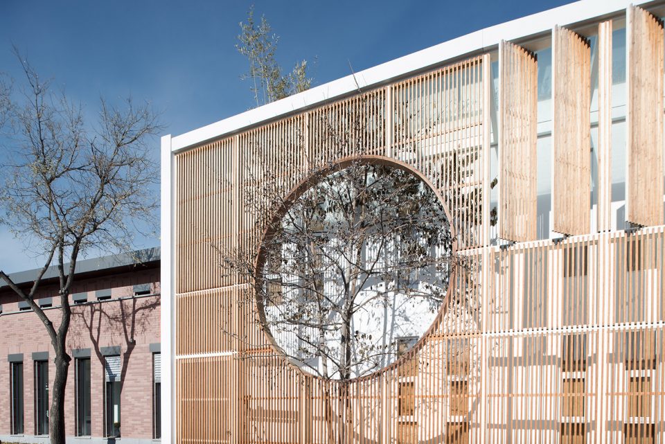 Ding Hui Yuan Zen Tea Chamber by 3andwich Design