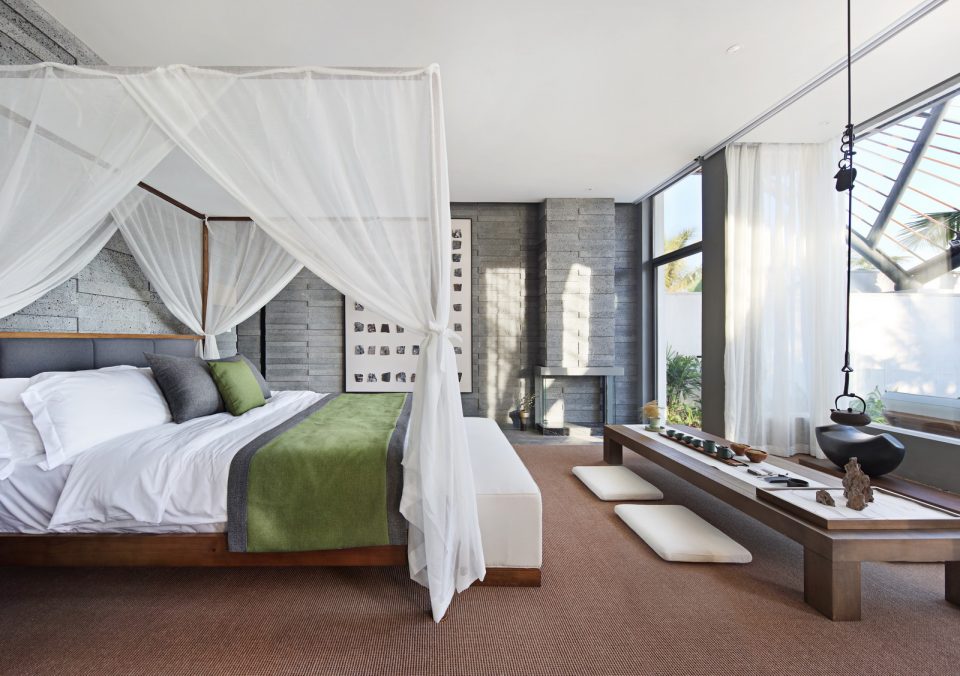 Shanwei Poly Gold Ting Harbour Villa by CC DESIGN CO.LTD .