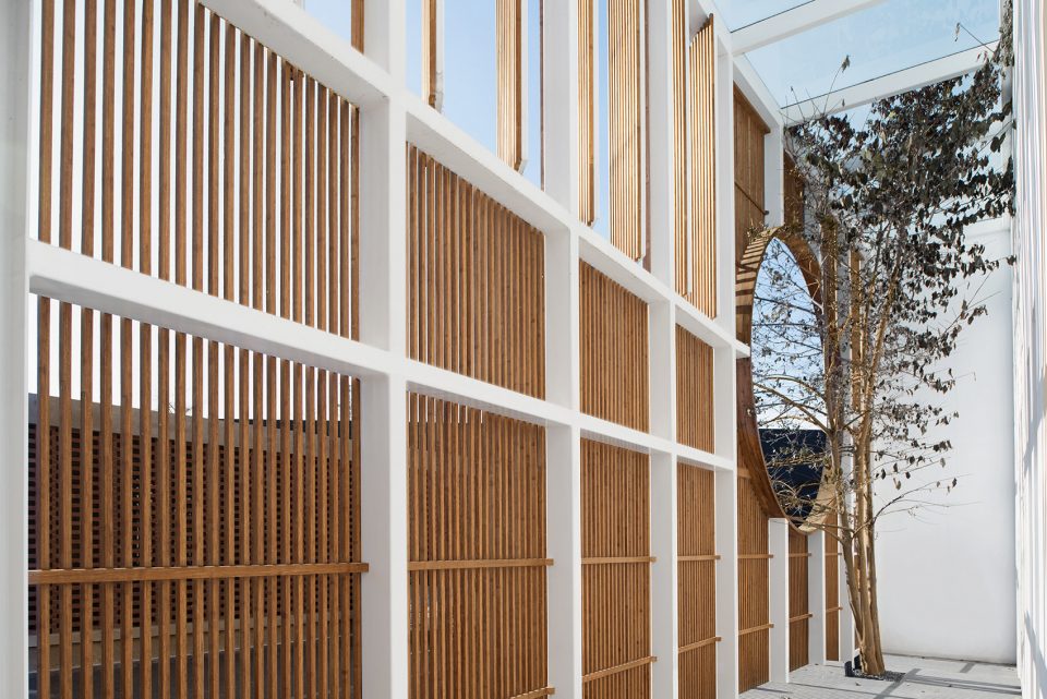 Ding Hui Yuan Zen Tea Chamber by 3andwich Design