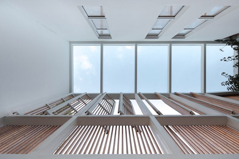 Ding Hui Yuan Zen Tea Chamber by 3andwich Design