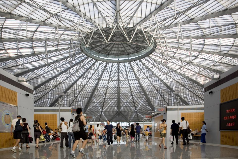 Shanghai South station China by AREP 960x640