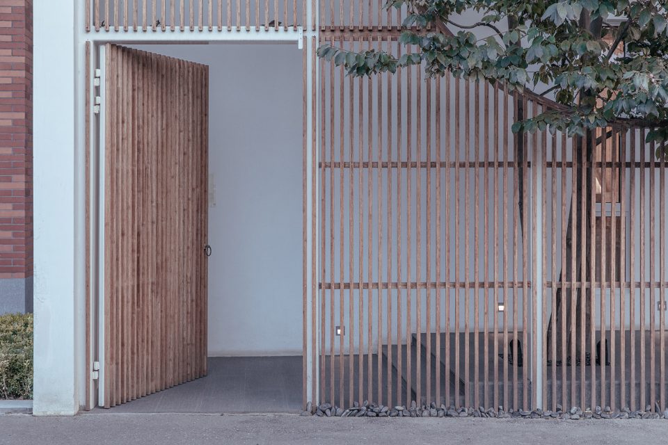 Ding Hui Yuan Zen Tea Chamber by 3andwich Design