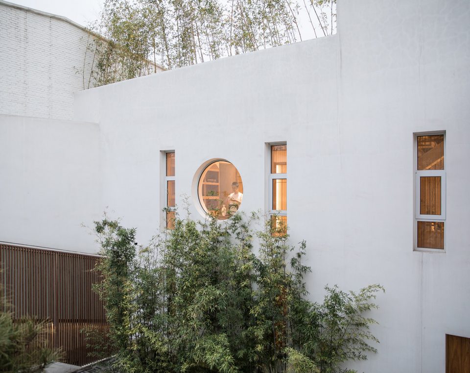 Ding Hui Yuan Zen Tea Chamber by 3andwich Design