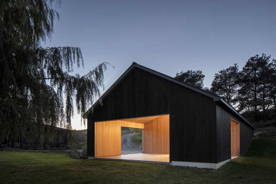 Ancram Barn by Worrell Yeung Architecture