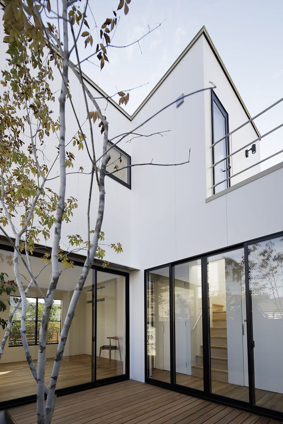 Hi Lo HOUSE by CAPD