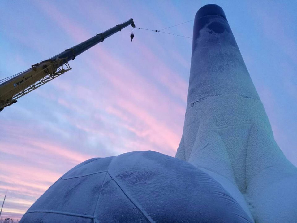Sino Dutch Team Realized 31 Meter High Ice Tower 960x720