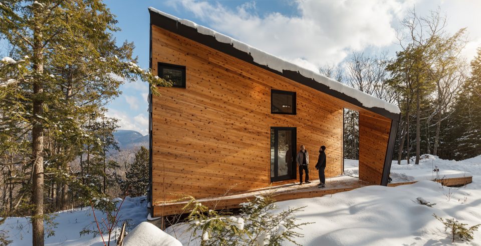 Cabin On A Rock by I KANDA ARCHITECTS