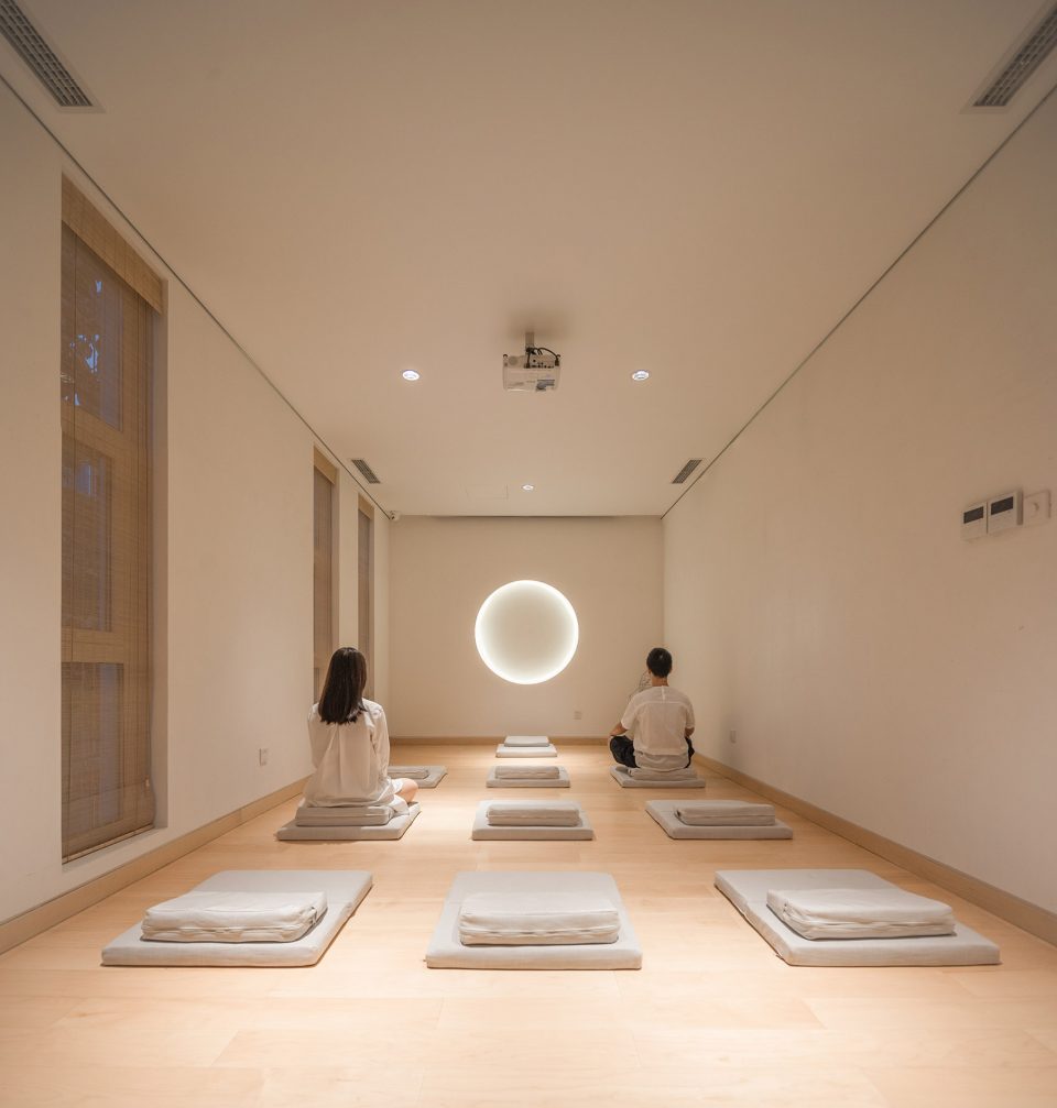Ding Hui Yuan Zen Tea Chamber by 3andwich Design