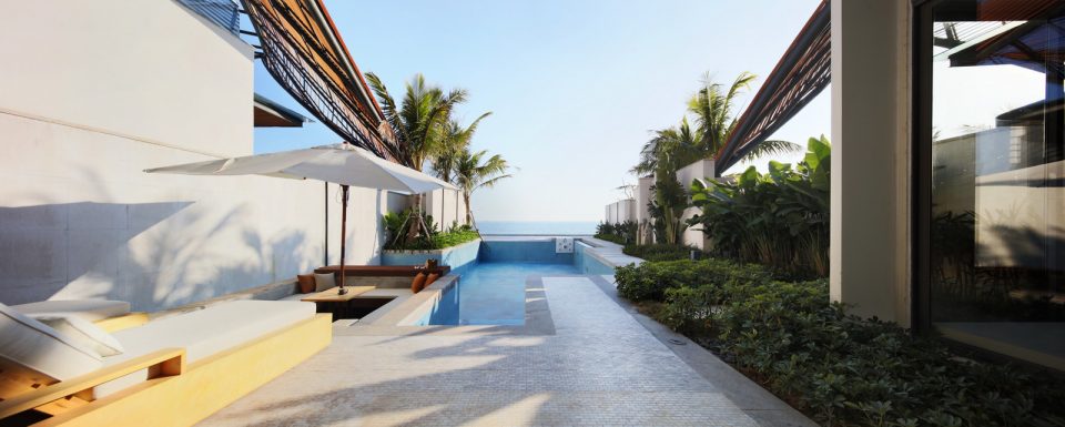 Shanwei Poly Gold Ting Harbour Villa by CC DESIGN CO.LTD .