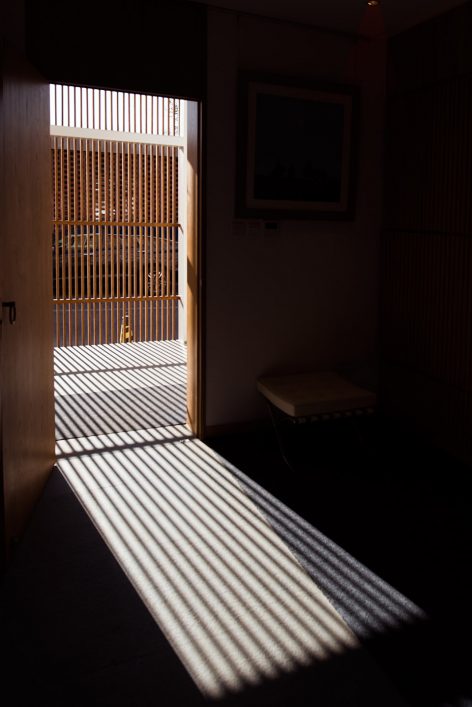 Ding Hui Yuan Zen Tea Chamber by 3andwich Design