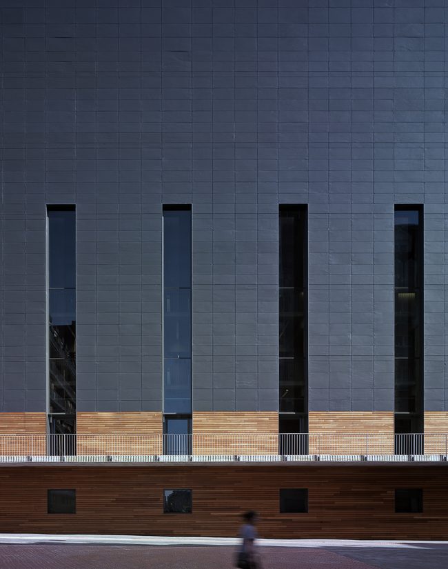 Fronton Bizkaia by Marcelo Ruiz Pardo y Javier Gaston