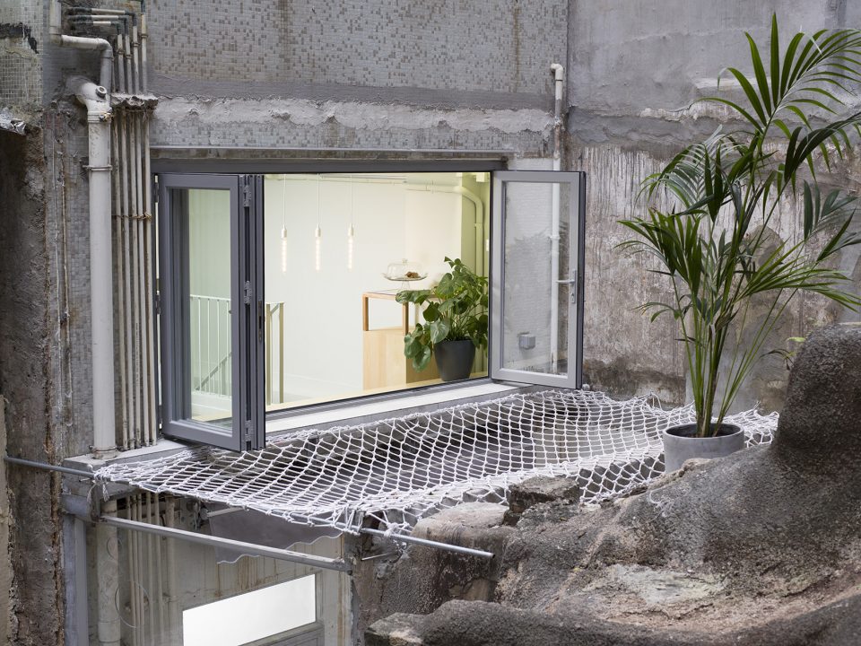 MTRL Hong Kong by DOMINO ARCHITECTS