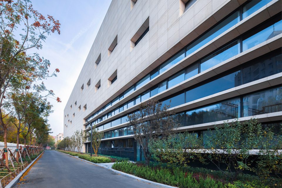 Tianjin Teda School by schneiderschumacher