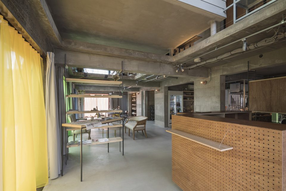 The Blend Inn by Tato Architects