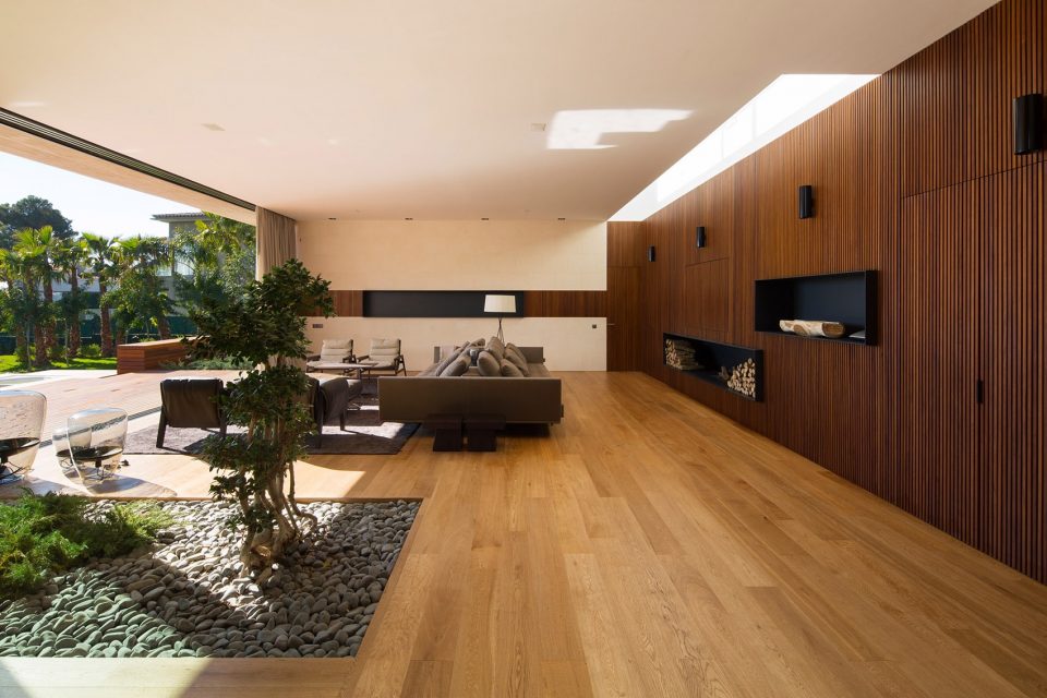 L20 HOUSE by OLARQ Osvaldo Luppi Architects