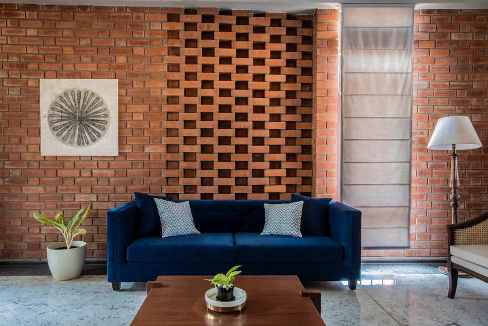 Corbel House by Kamat Rozario Architecture