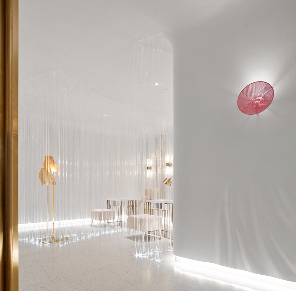 AOYAMA beauty center by GAZER
