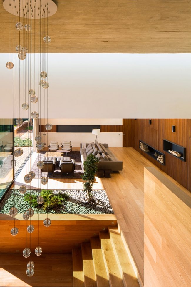 L20 HOUSE by OLARQ Osvaldo Luppi Architects