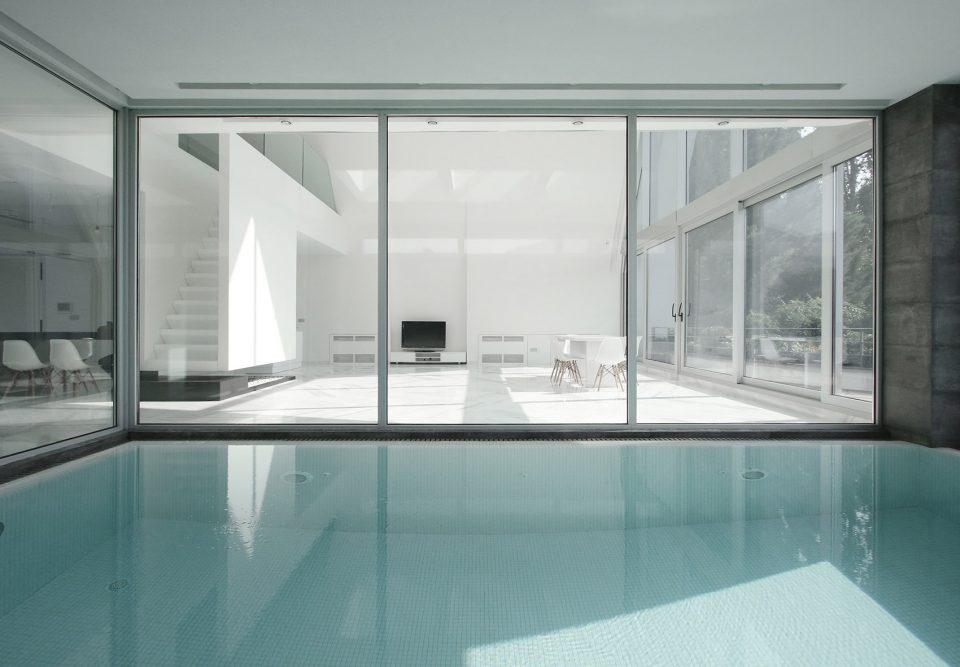 Villa for Older Brother Lavasan Iran by Nextoffice Alireza Taghaboni