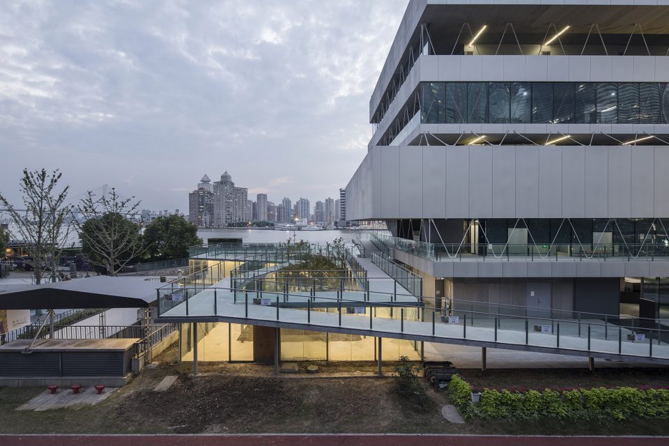 Modern Art Museum and its ancillary facilities by Atelier Deshaus Tongji Architectural Design Group Co. Ltd.
