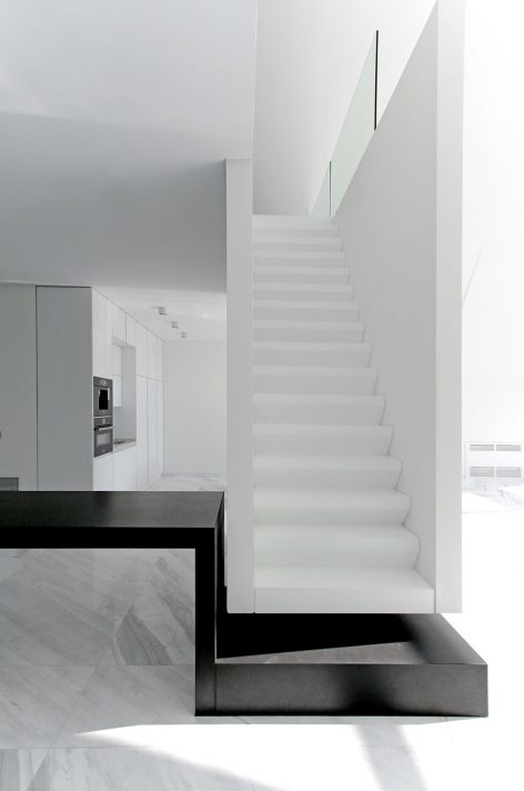 Villa for Older Brother Lavasan Iran by Nextoffice Alireza Taghaboni