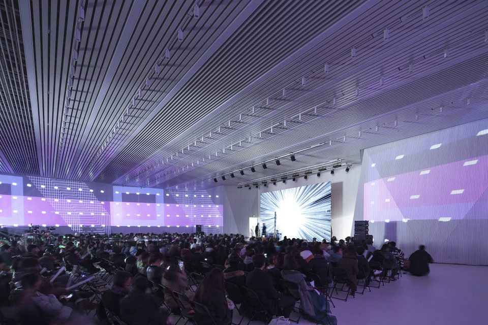 Renovation of the Multi Function Hall in Central Academy of Fine Arts by Architecture School of CAFA