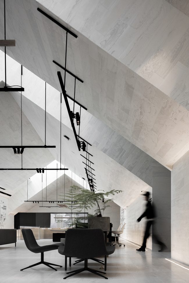 SKY EXHIBITION HALL by DOMANI