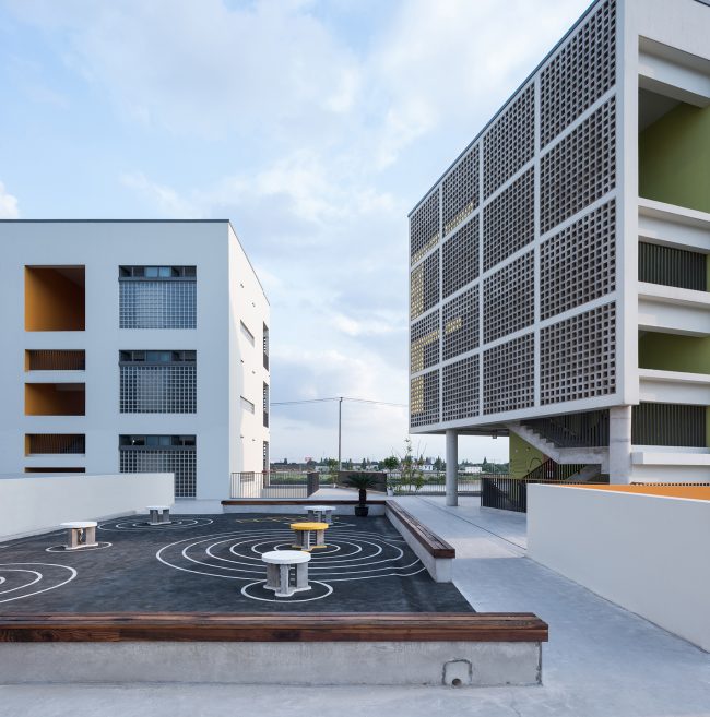 Tongji University Experimental Elementary School by Atelier Liu Yuyang Architects