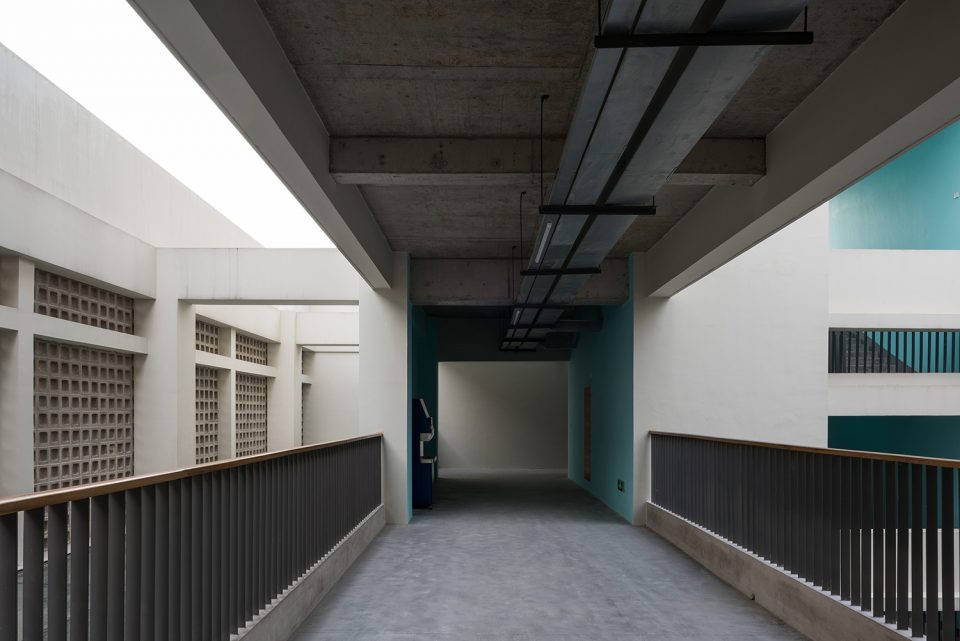 Tongji University Experimental Elementary School by Atelier Liu Yuyang Architects