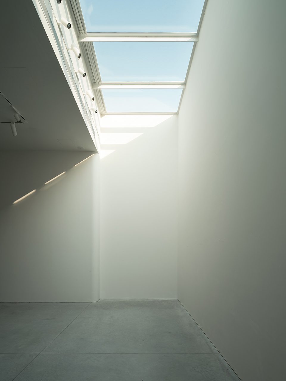 OTA FINE ARTS Gallery in Shanghai by B.L.U.E. Architecture Studio