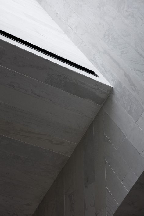 SKY EXHIBITION HALL by DOMANI