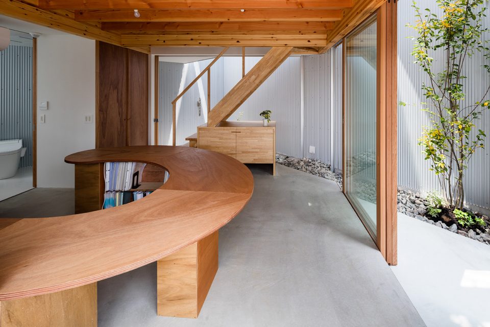 entrance space1 sakai sai architectural design office