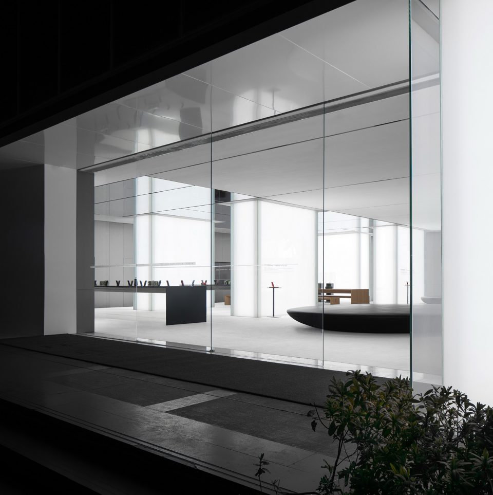 OPPOs First Super Flagship Store ·Whale China by DOMANI