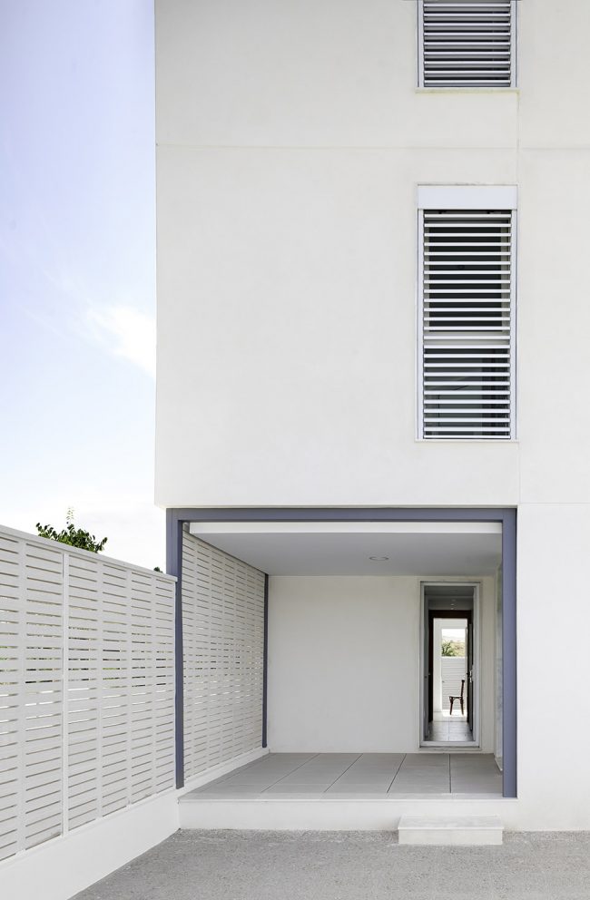 3X3 HOUSE Requena Spain by CRUX ARQUITECTOS