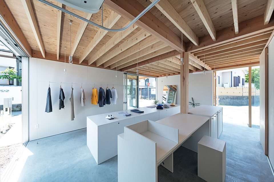 gre square house by suzuki architects