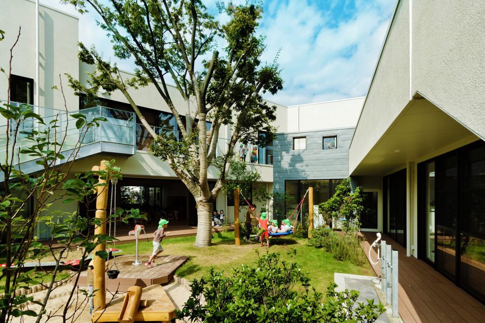 KM Kindergarten and Nursery Osaka Japan by HIBINOSEKKEI Youji no Shiro