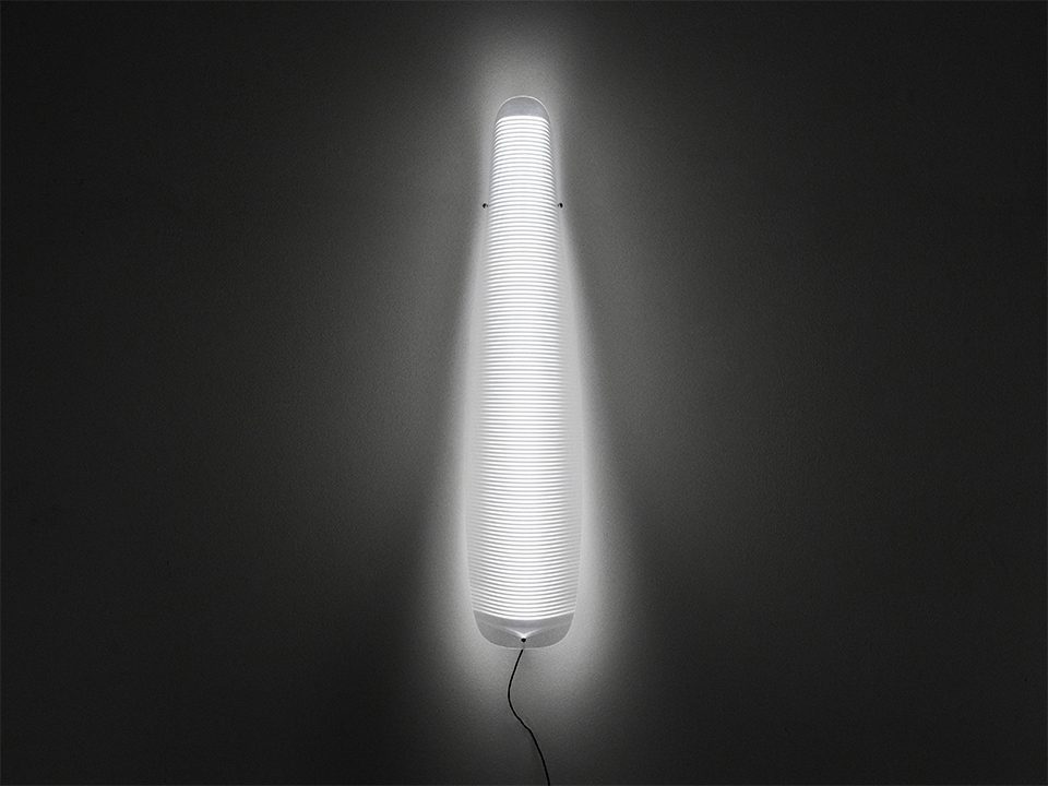 Refractile light collection