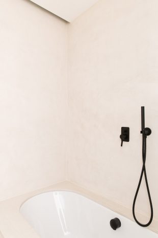 TM House Madriad Spain by PLANTEA ESTUDIO