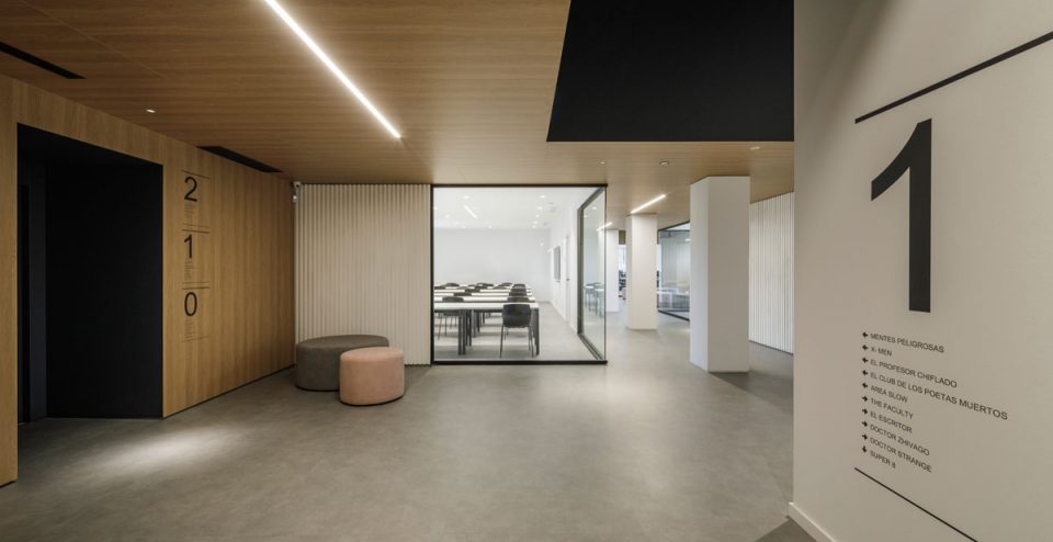 ILERNA ONLINE TRAINING OFFICES Spain by Studio Alfred García Gotós